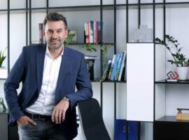 Sergio Galošić, Klimaoprema