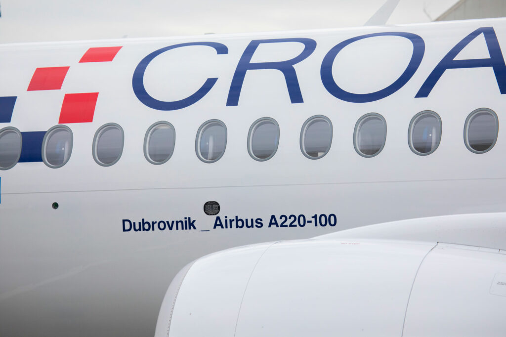 Croatia Airlines danas je u Zagrebu dočekao sedmi od ukupno 15 novih zrakoplova Airbus A220, kojima tvrtka modernizira cjelokupnu flotu.   